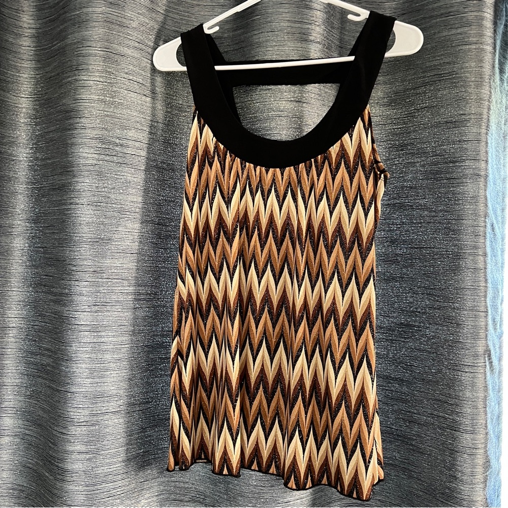 BCX - Scoop Neck Tank Top - Chevron Stripes w/ Glitter - Size Medium M